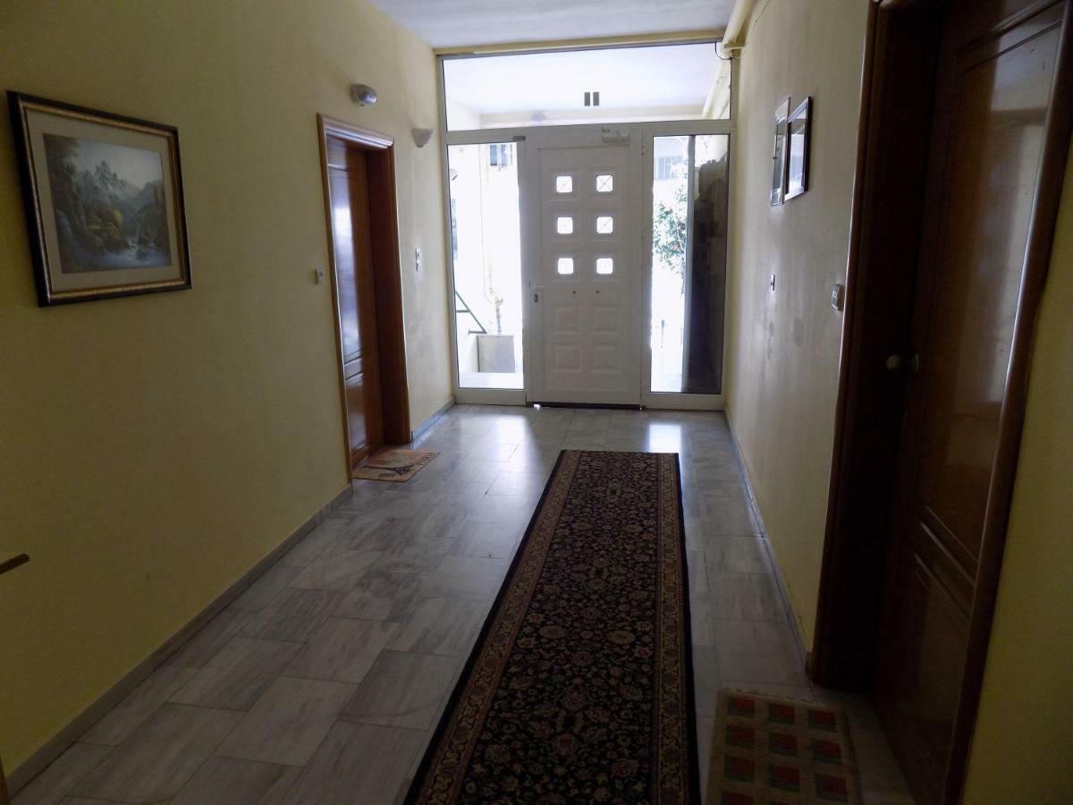 George'S Apartment In Volos Area Екстериор снимка